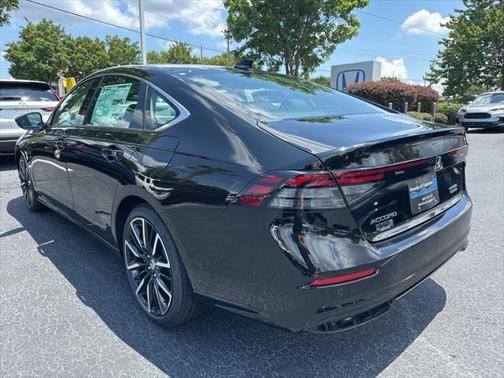 2025 Honda Accord Hybrid Touring