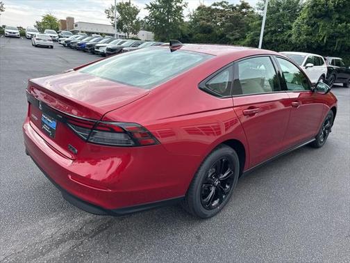 2025 Honda Accord Sport SE 1.5T