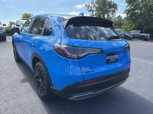 Boost Blue Pearl 2026 Honda HR-V Sport