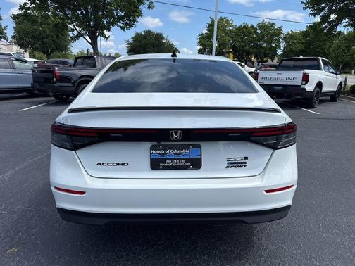 Platinum White Pearl 2026 Honda Accord Hybrid Sport