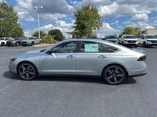 2025 Honda Accord Hybrid Base