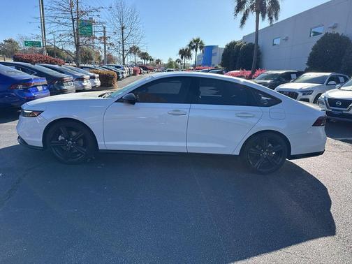 2023 Honda Accord Hybrid Sport-L