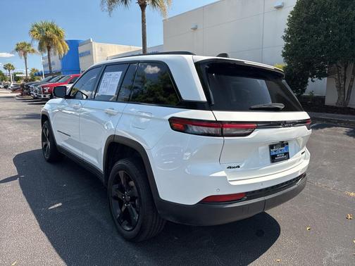 2023 Jeep Grand Cherokee Limited X