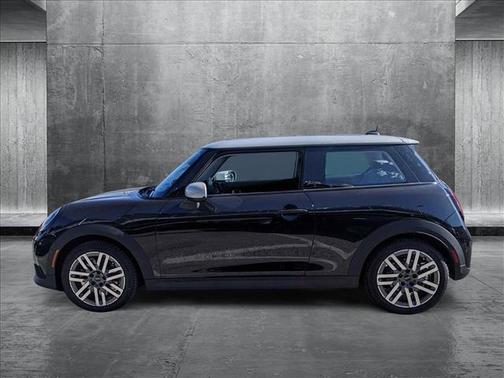 2025 MINI Hardtop Cooper