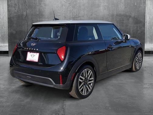 2025 MINI Hardtop Cooper