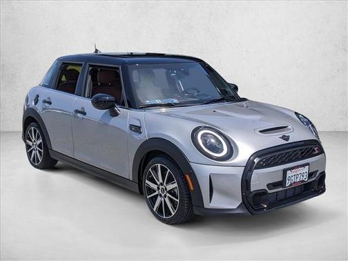 Melting Silver III Metallic 2024 MINI Hardtop Cooper S