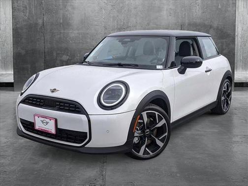 2025 MINI Hardtop Cooper