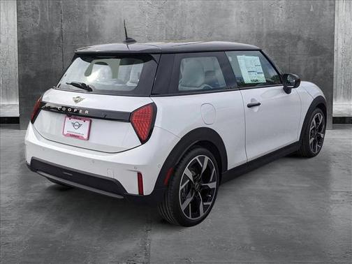 2025 MINI Hardtop Cooper
