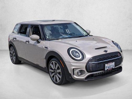 Rooftop Grey Metallic 2023 MINI Clubman Cooper S
