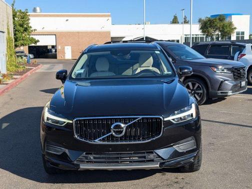 2019 Volvo XC60 T6 Momentum