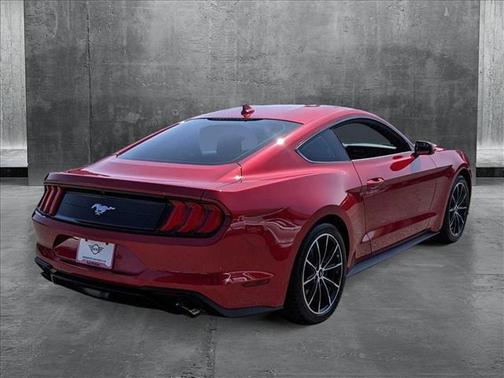 2022 Ford Mustang EcoBoost