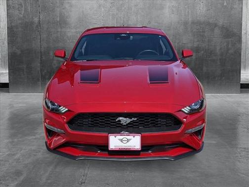 2022 Ford Mustang EcoBoost