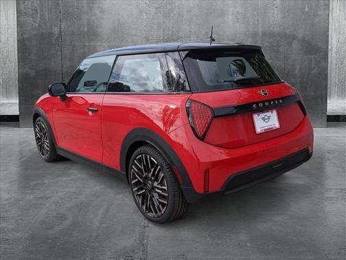 2025 MINI Hardtop Cooper