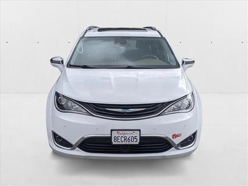 2018 Chrysler Pacifica Hybrid Limited