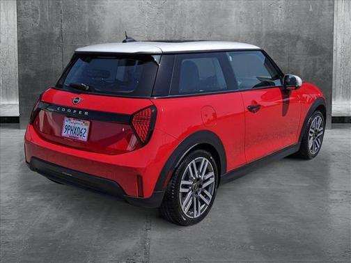 2025 MINI Hardtop Cooper
