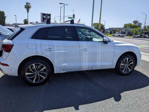 2023 Audi Q5 45 S line Premium Plus
