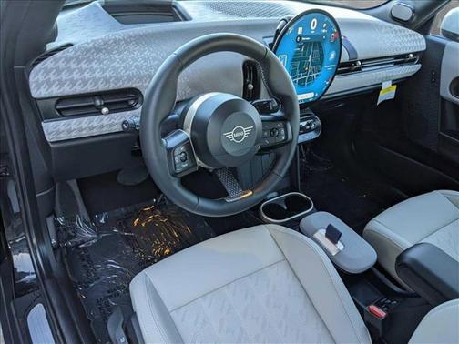 2025 MINI Hardtop Cooper