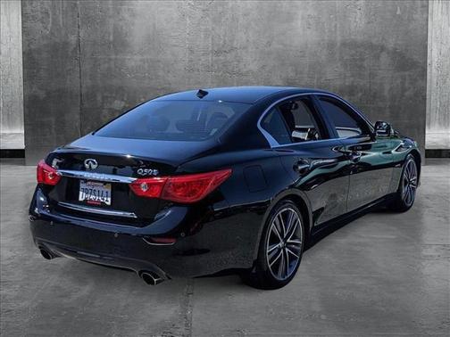 2014 INFINITI Q50 Hybrid Sport