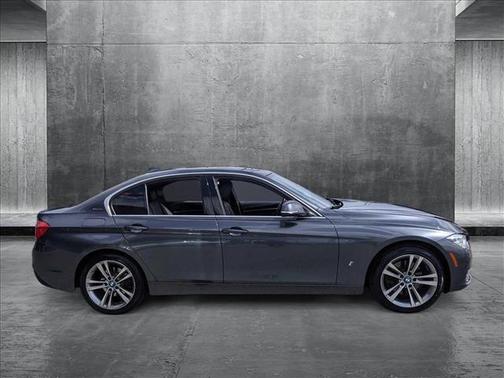 2018 BMW 330e iPerformance