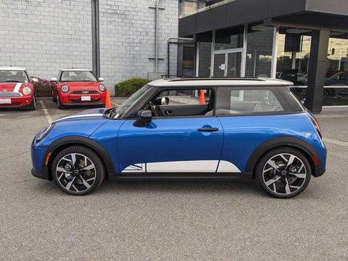 Icy Sunshine Blue Metallic 2026 MINI Hardtop Cooper