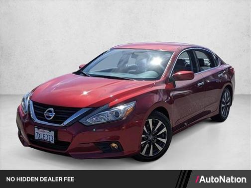 Cayenne Red 2017 Nissan Altima 2.5 SV
