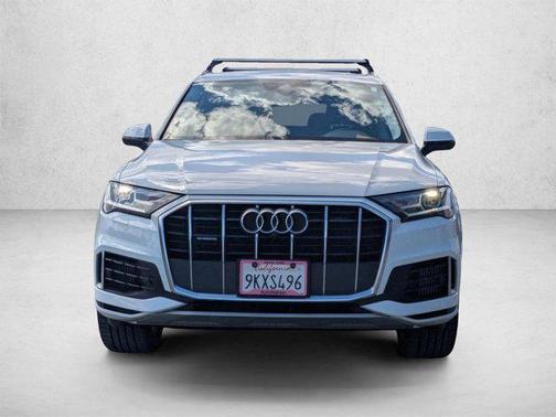 Carrara White 2021 Audi Q7 55 Premium Plus