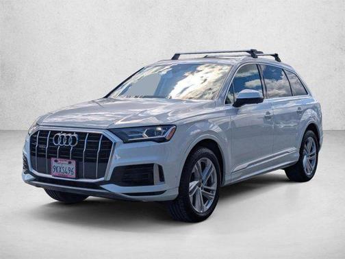 Carrara White 2021 Audi Q7 55 Premium Plus
