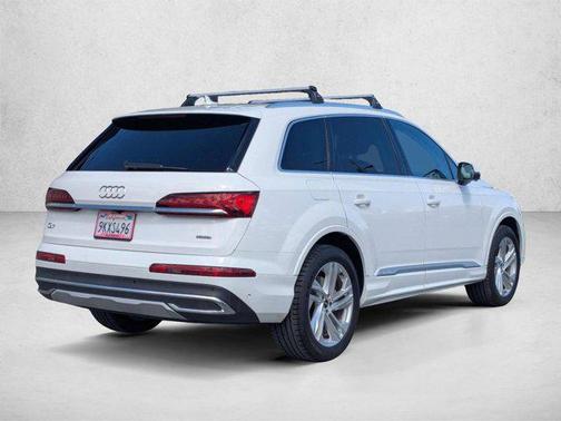 Carrara White 2021 Audi Q7 55 Premium Plus