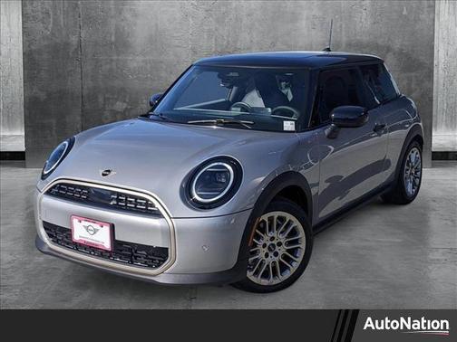 2025 MINI Hardtop Cooper