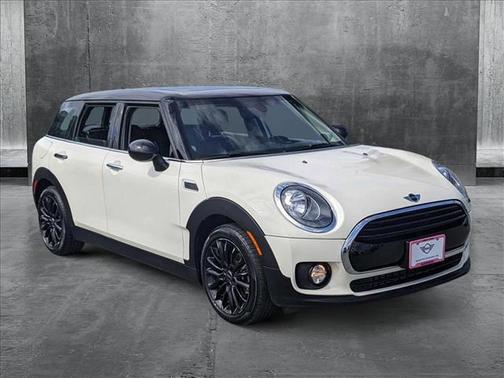 2017 MINI Clubman Cooper