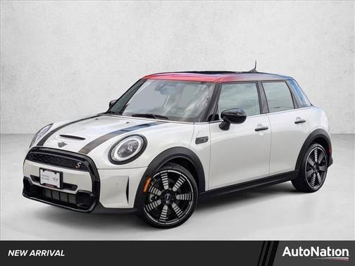 2024 MINI Hardtop Cooper S