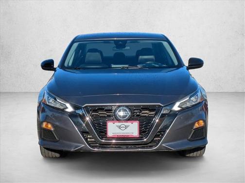2021 Nissan Altima SR FWD