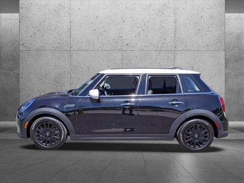 Photo 5 of 18 of 2022 MINI Hardtop Cooper