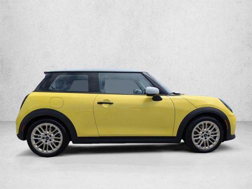 Sunny Side Yellow 2025 MINI Hardtop Cooper S