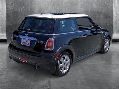 2009 MINI Cooper Base