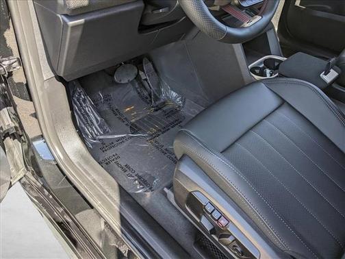 Midnight Black II Metallic 2026 MINI Countryman Cooper S ALL4