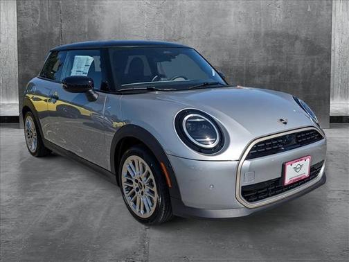 2025 MINI Hardtop Cooper