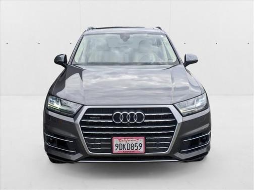 2019 Audi Q7 55 Prestige