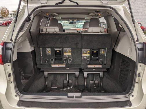 2016 Toyota Sienna Limited