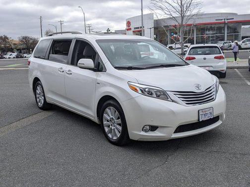 2016 Toyota Sienna Limited