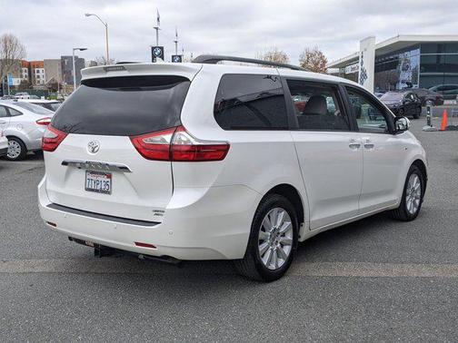 2016 Toyota Sienna Limited