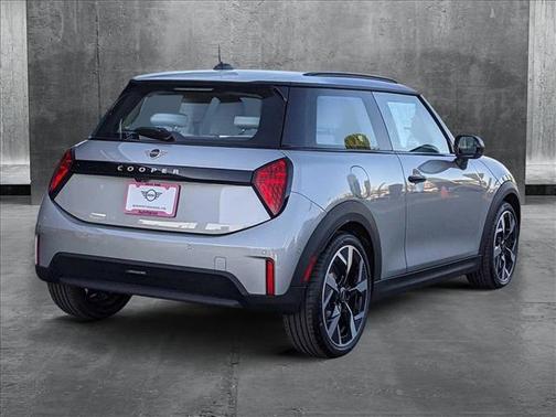 2025 MINI Hardtop Cooper