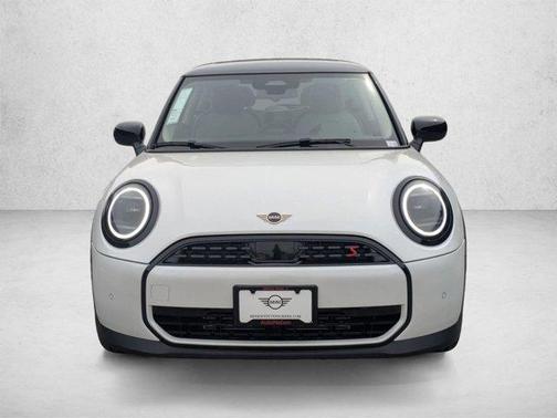 Nanuq White Metallic 2026 MINI Hardtop Cooper S