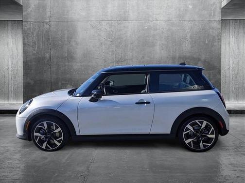 2025 MINI Hardtop Cooper