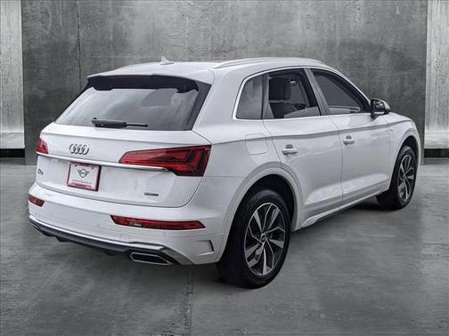 2023 Audi Q5 45 S line Premium Plus