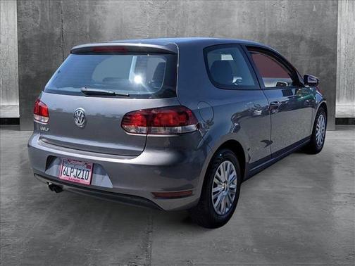2010 Volkswagen Golf 2-Door
