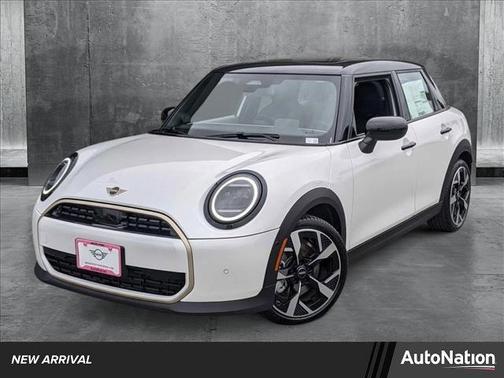 2025 MINI Hardtop Cooper