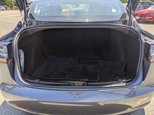 2018 Tesla Model 3 Performance