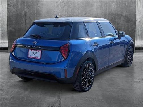 2025 MINI Hardtop Cooper