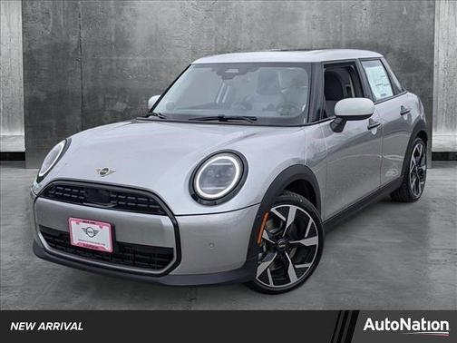 2025 MINI Hardtop Cooper